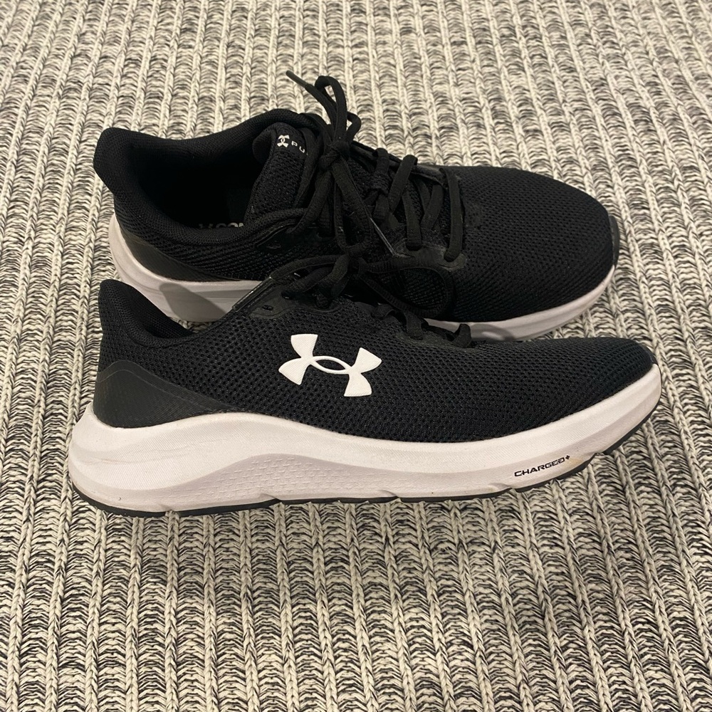 Under Armour Charge Pursuit 4 Running Shoes